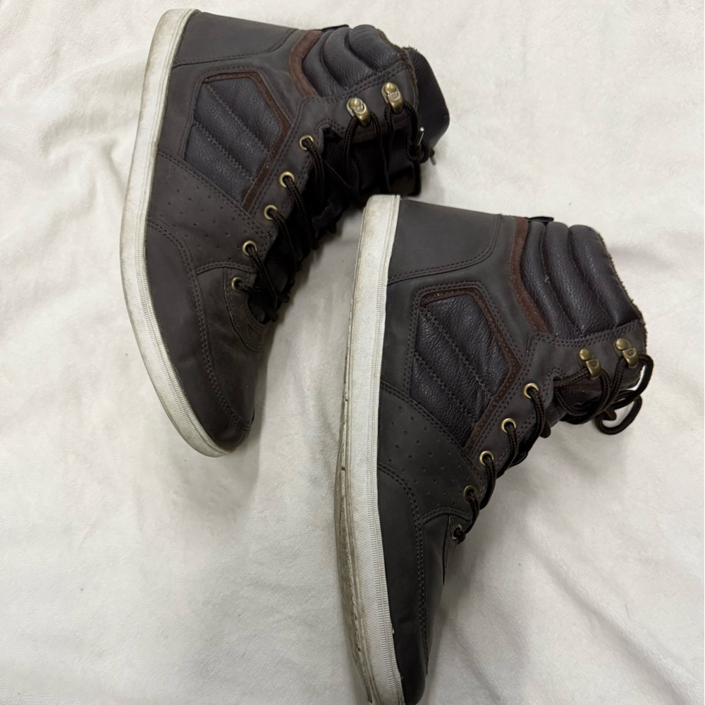 Max David Men's Brown  High-Top Shoes